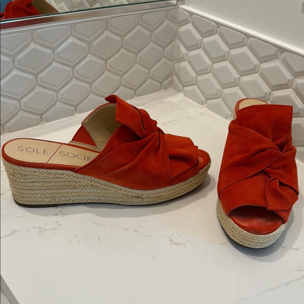 Sole Society Carima Orange Suede Wedge Espadrilles with Bow Detail Size 8 1/2